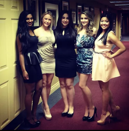 [5] Which one gets their dress taken off first? by Cuervocuervesito