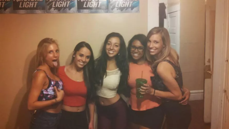 [5] Who are you taking upstairs to rail out? by Pussylover2345