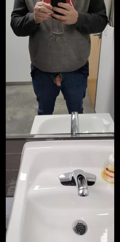 [50] I'm so bored right now at work. by sexybeast70