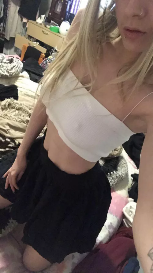 50% off on of 😈 milf 😩 petite 🫣 23 (f) by laylaluvxo