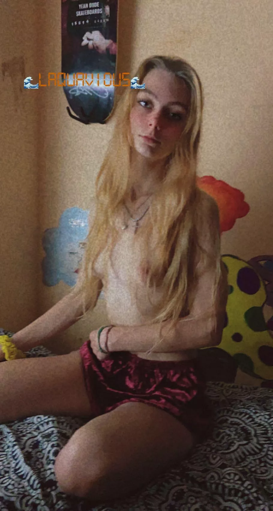 🌸5’1, 91LB, 19yr, F🌸 tell me I’m pretty 🥺 posted by Complex-Astronaut-36