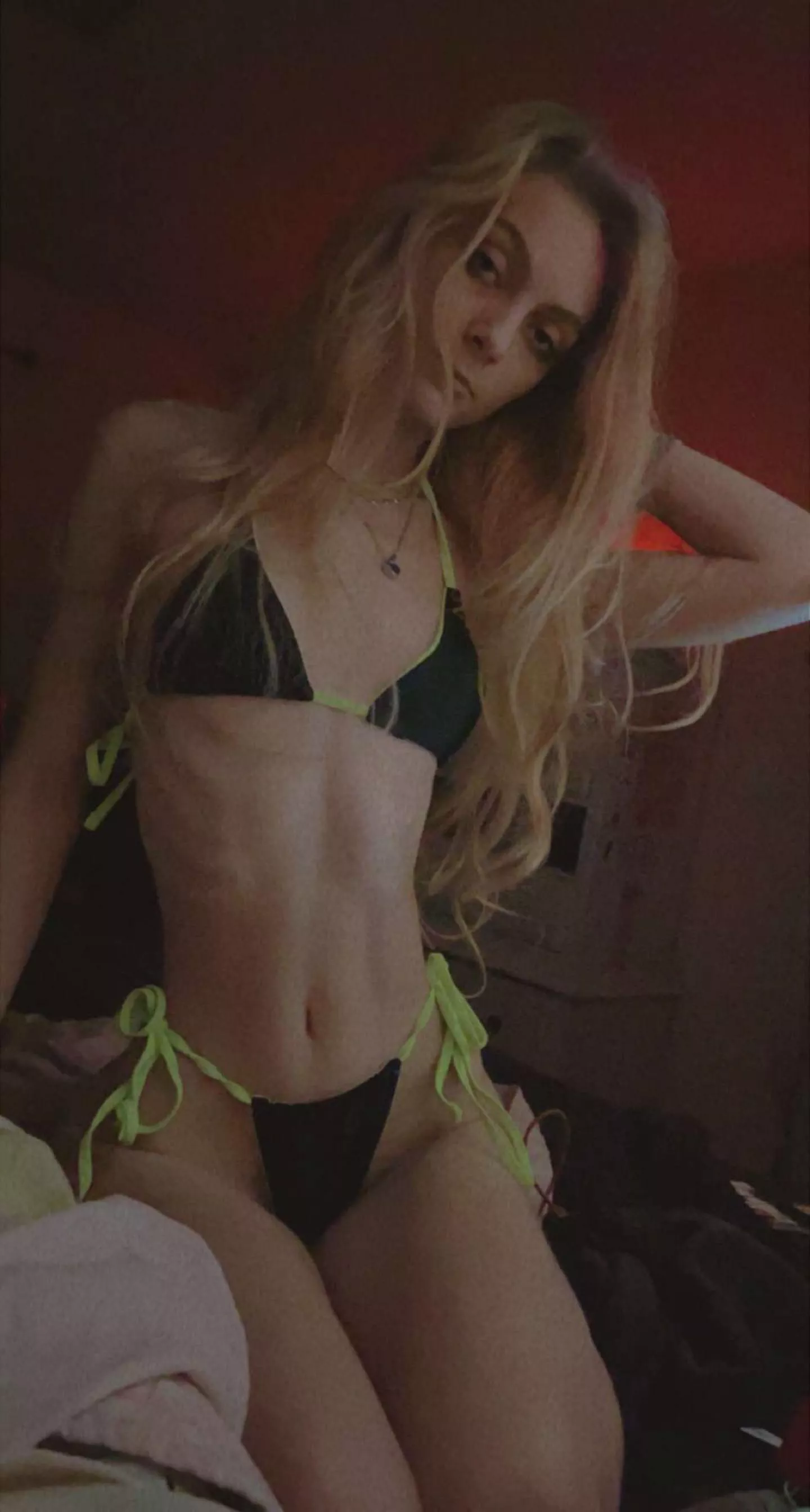 5’2 95 lb, who likes my body? 💖 posted by Complex-Astronaut-36