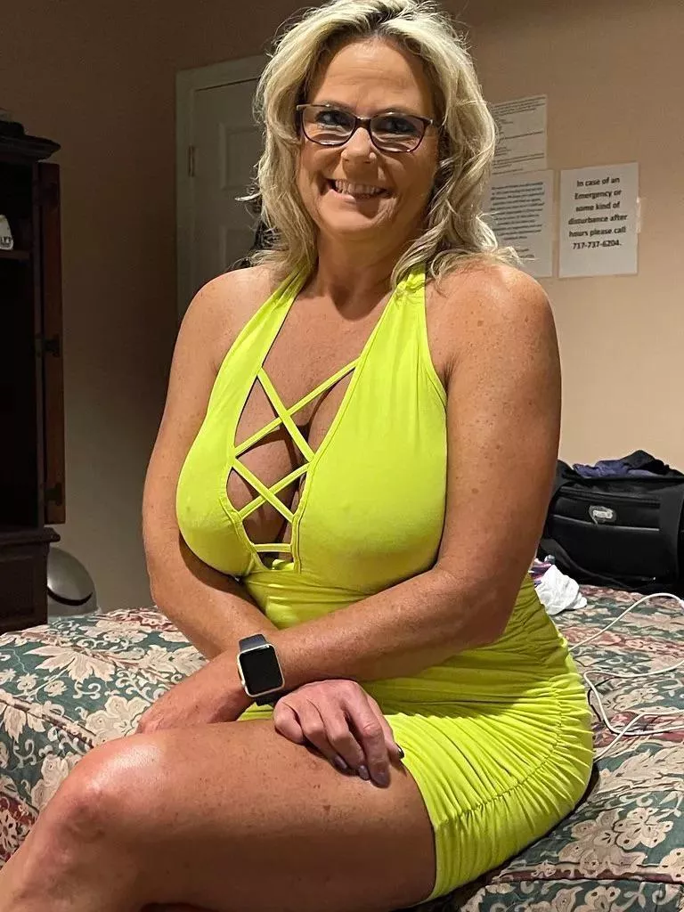 5star GILF posted by Bbc_confessions