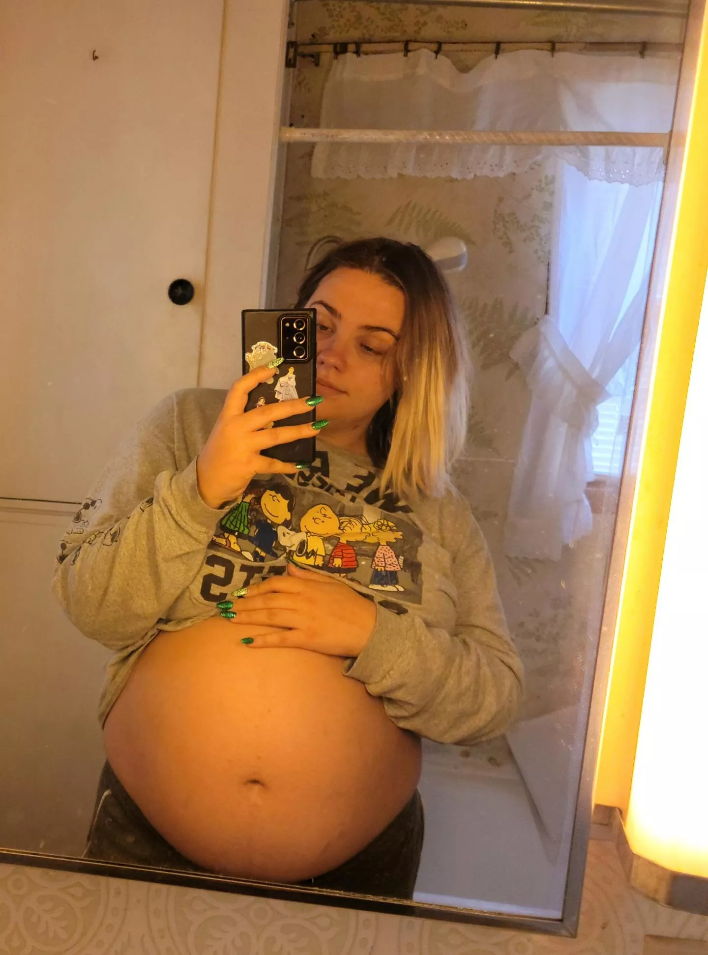 6 month pregnant bump 💗 dm me for content prices$$ posted by Emotional_Paint_8457
