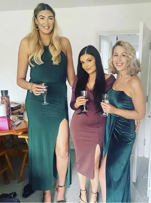 6’10 Jessica pardoe posted by fcazaldo