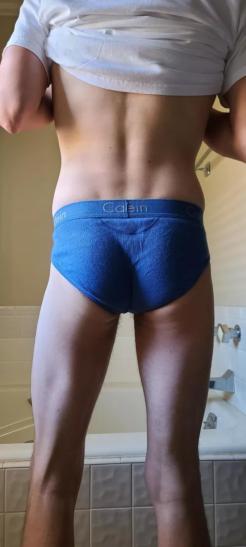 6'3 in briefs by yellerstone