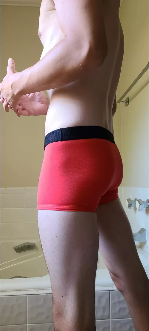 6'3 in trunks by Katchiicy