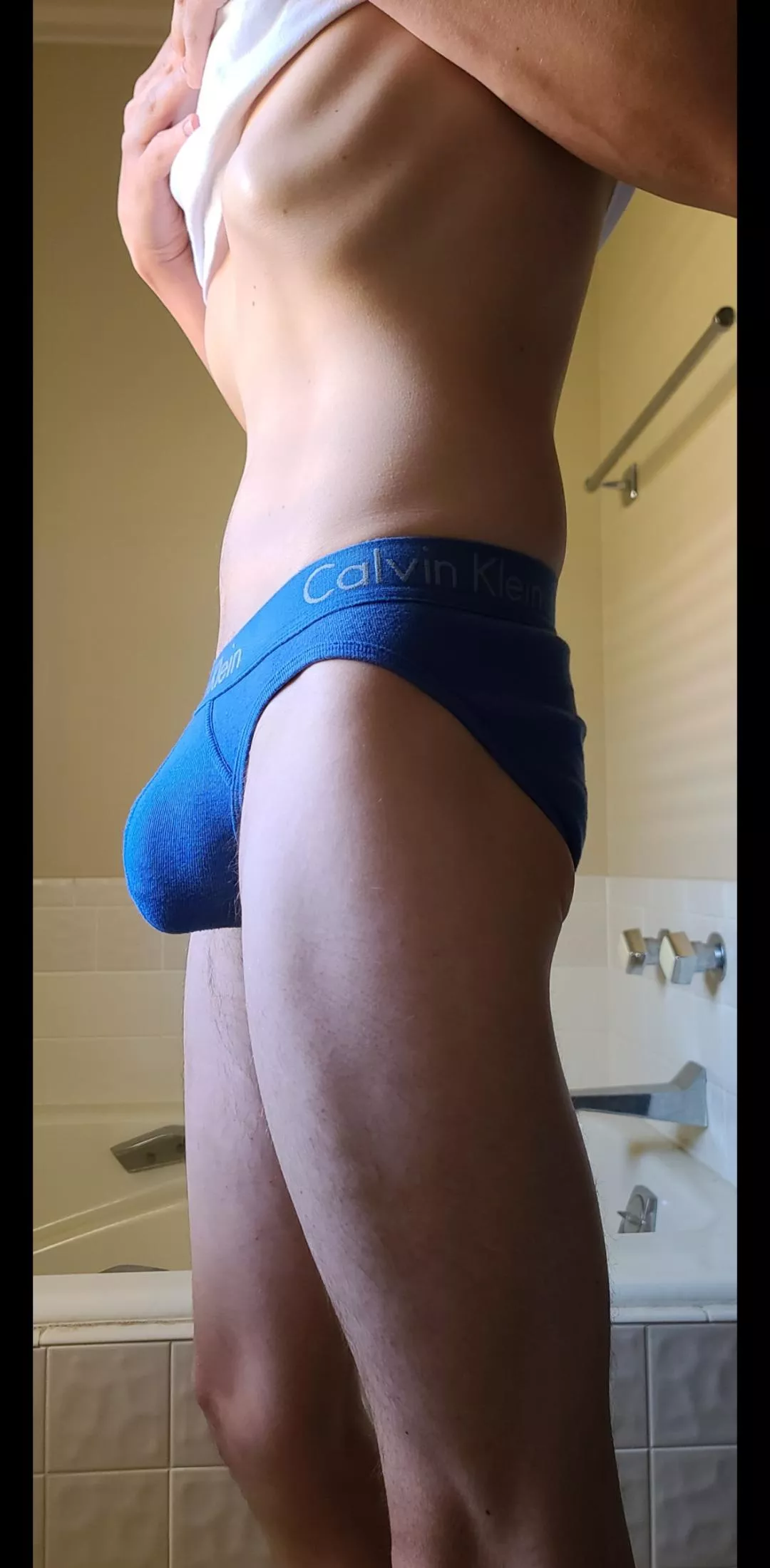6'3 looks better in briefs posted by yellerstone