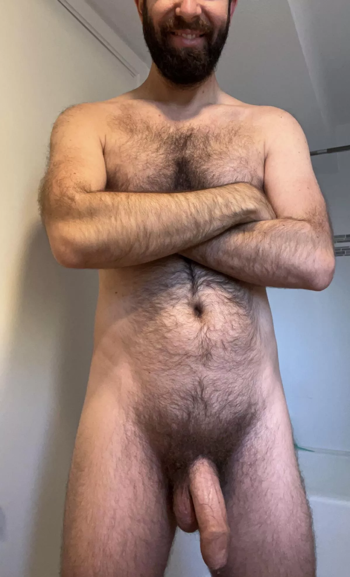 6’5” and 200 lbs. Do you like big men? posted by TallDrinkOfLaCroix