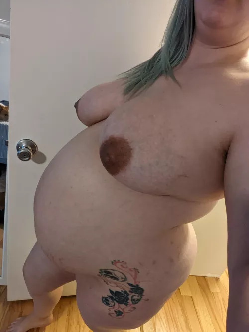 7 months & feeling sexy. hope you enjoy! by BiQuean