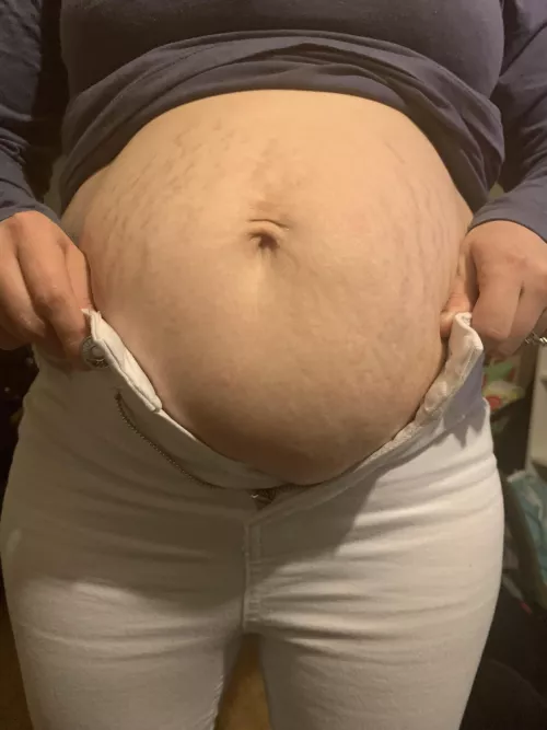 7 weeks and already need new clothes 😂 by Mammoth-Yesterday378