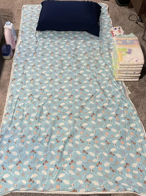 72 hours uninterrupted to myself. So, I set this up in my living room. by Ratherb3