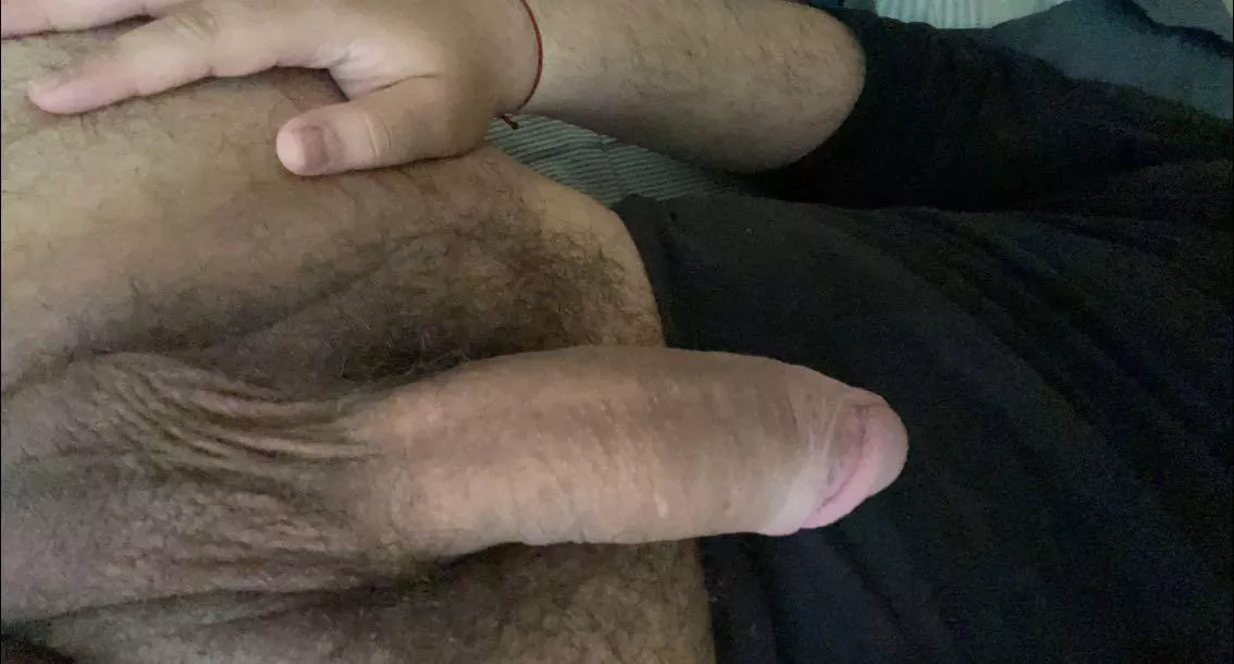 7.5, My Dorm Is Too Quiet posted by TheCrimsonChi