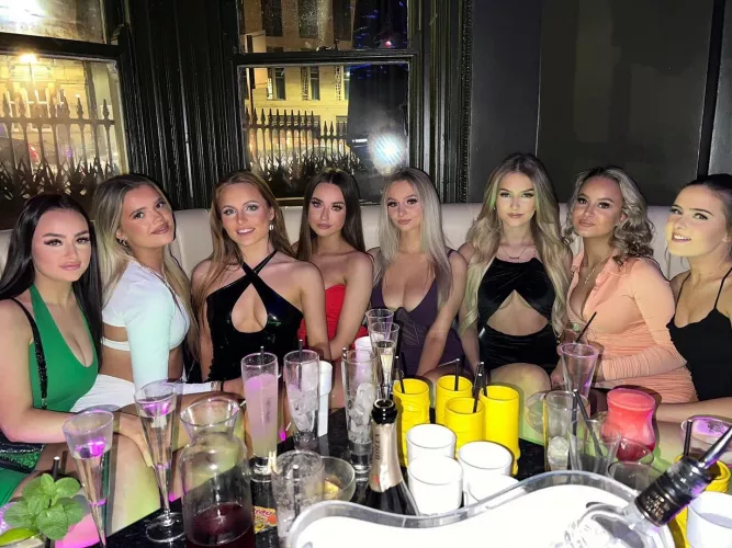 [8] party girls by siimple_code