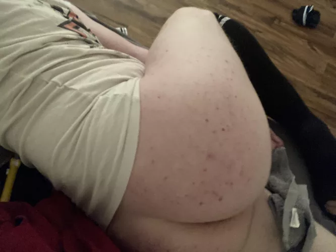 A bit nervous about posting here, starting with my fav pic by ClefairyFemboy