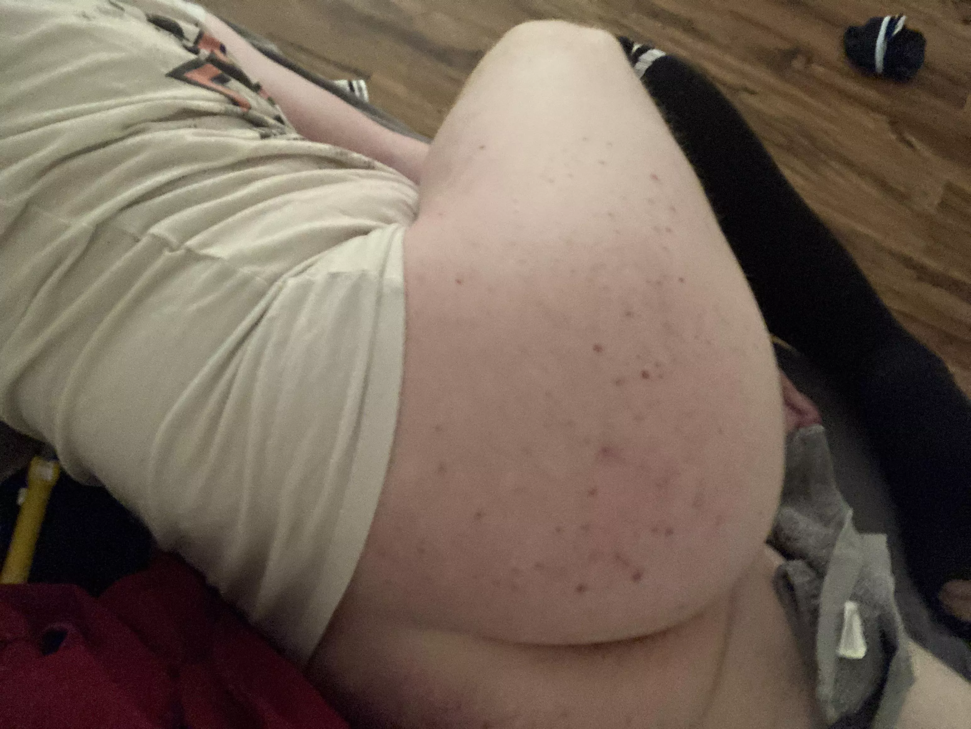 A bit nervous about posting here, starting with my fav pic posted by ClefairyFemboy