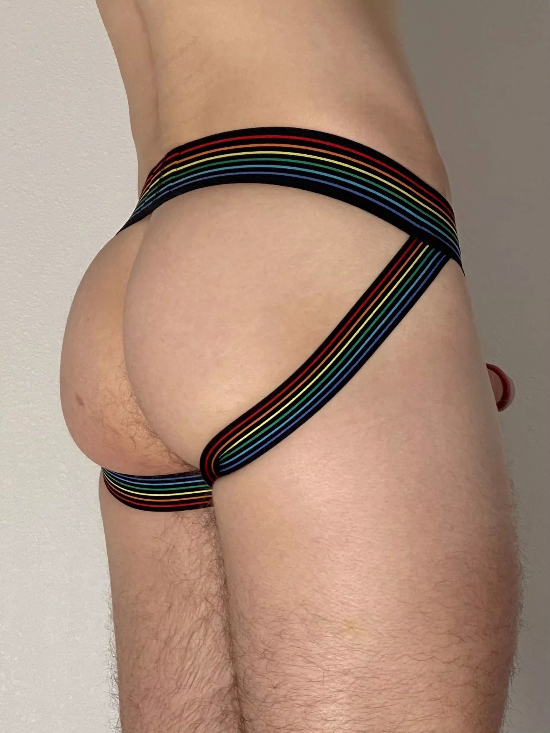 A bit too tight posted by MysteryManOF