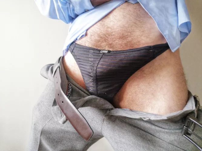 A blank office canvas [44] by Manalive78