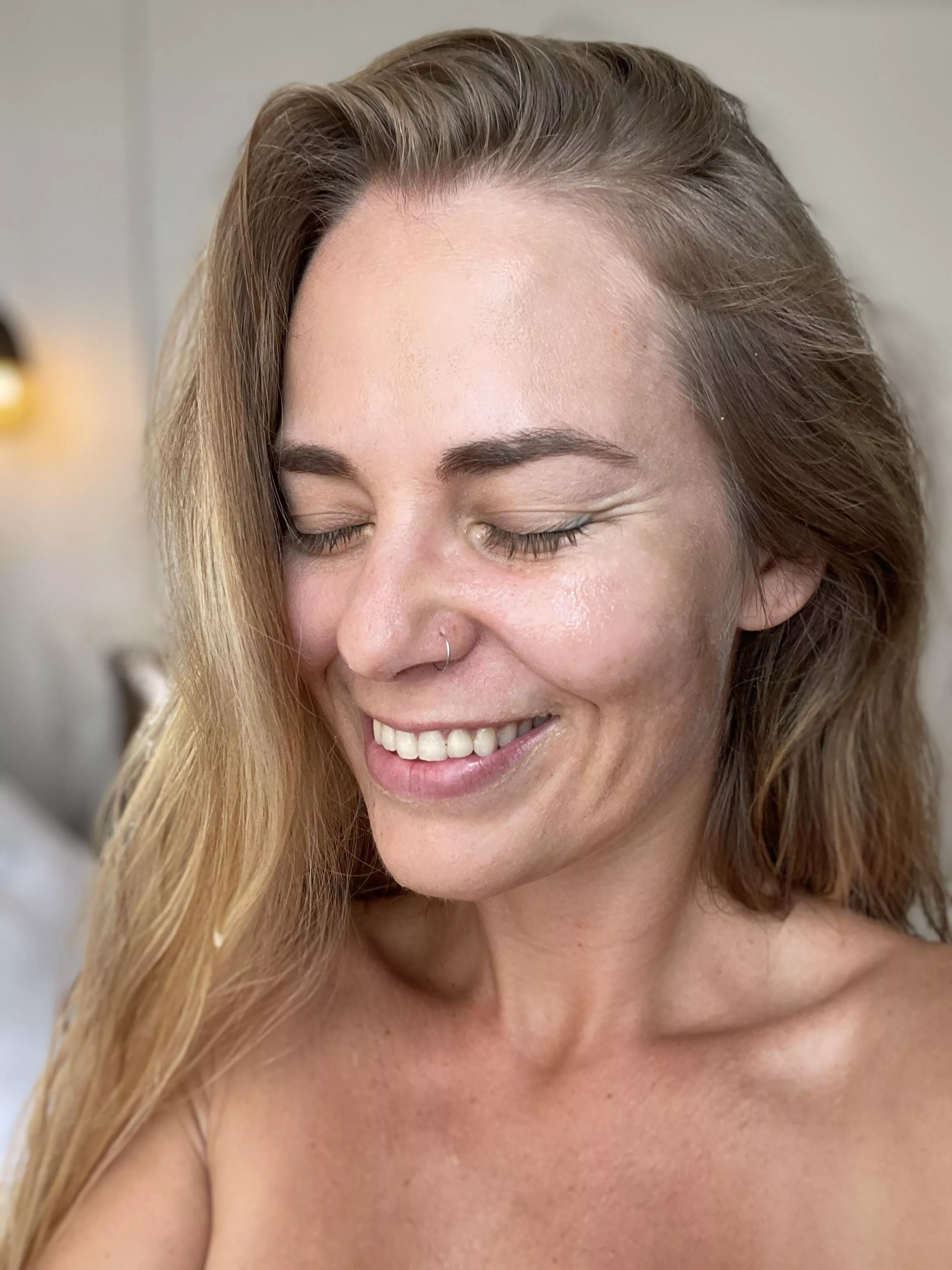 A cumshot on the face makes me super happy posted by TheBarebackpackers