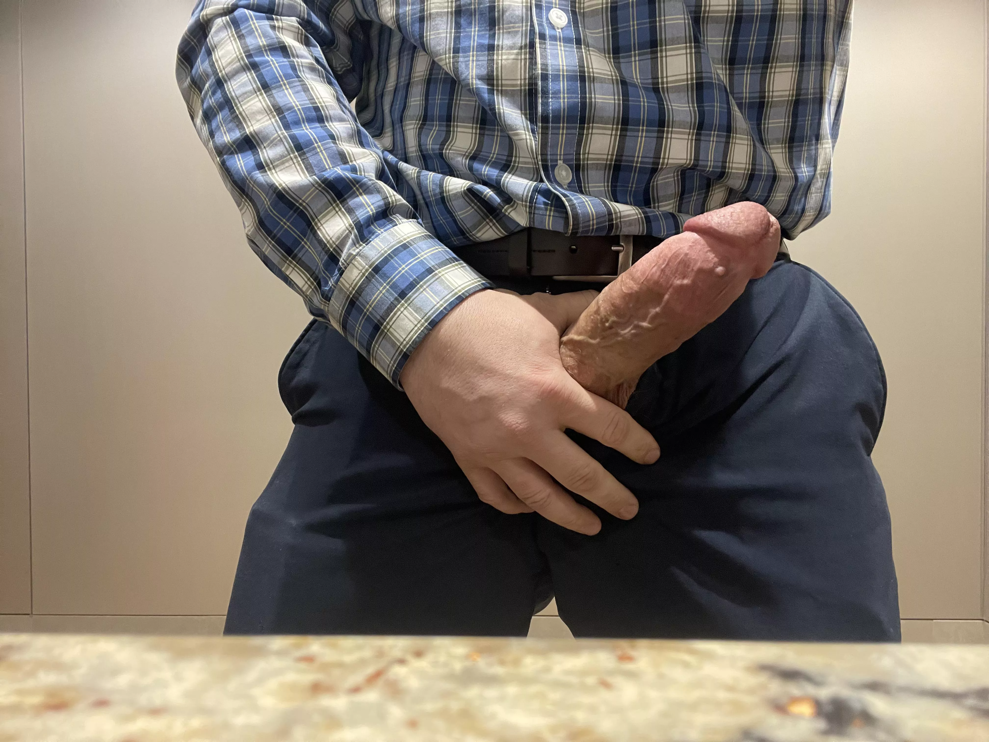 A dad(36) thats a banker…do you need me to make a deposit? posted by lonelydadbod85