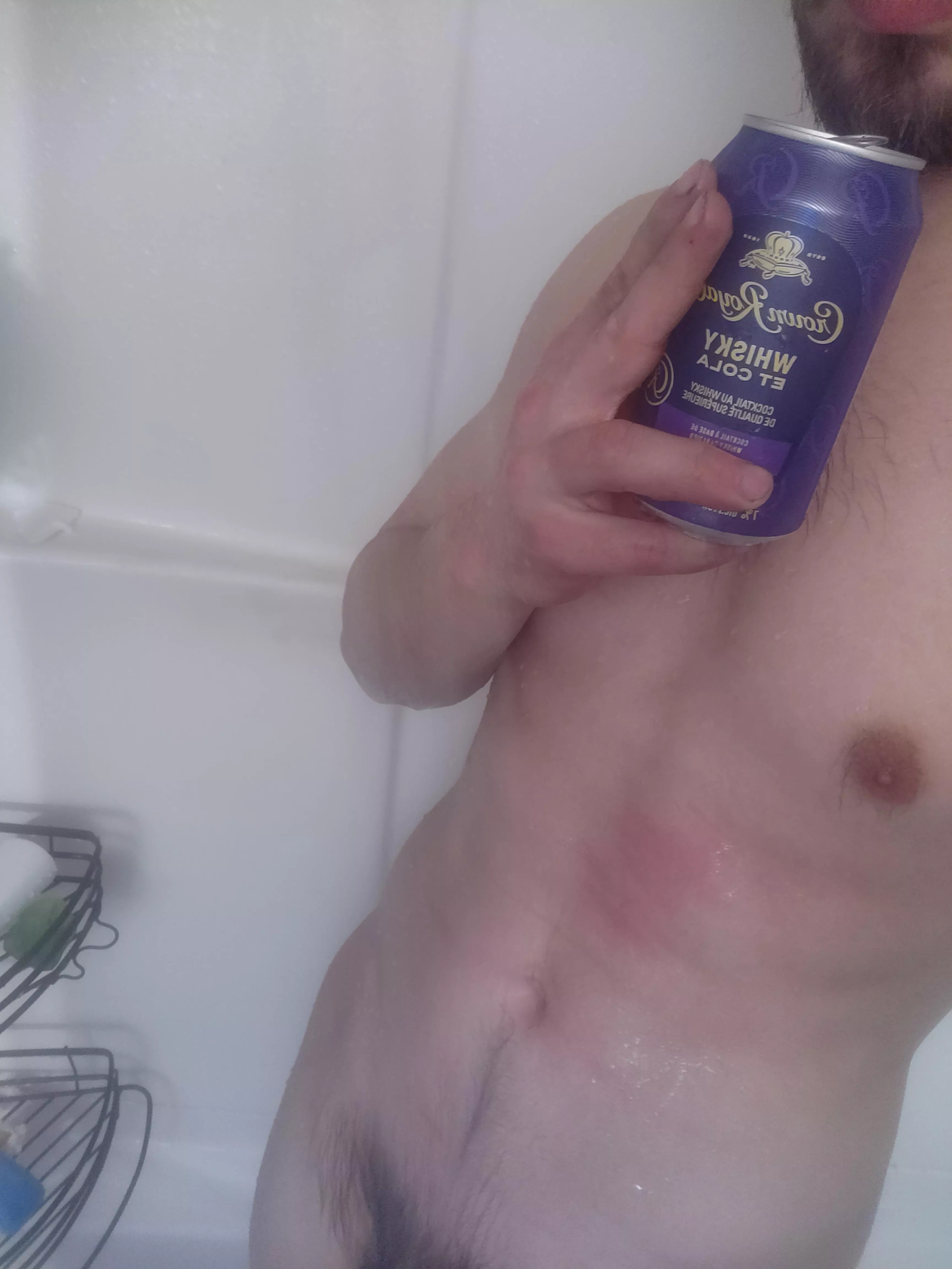 a day filled with stress and rage (M)akes shower+alcohol all the more necessary 👌 posted by YegMan25