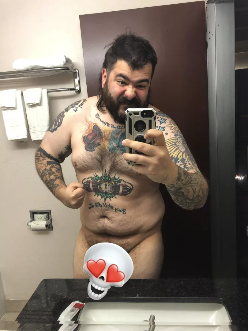 A fun hotel shot, anyone up? It’s gotta be quiet in here posted by subbearded1