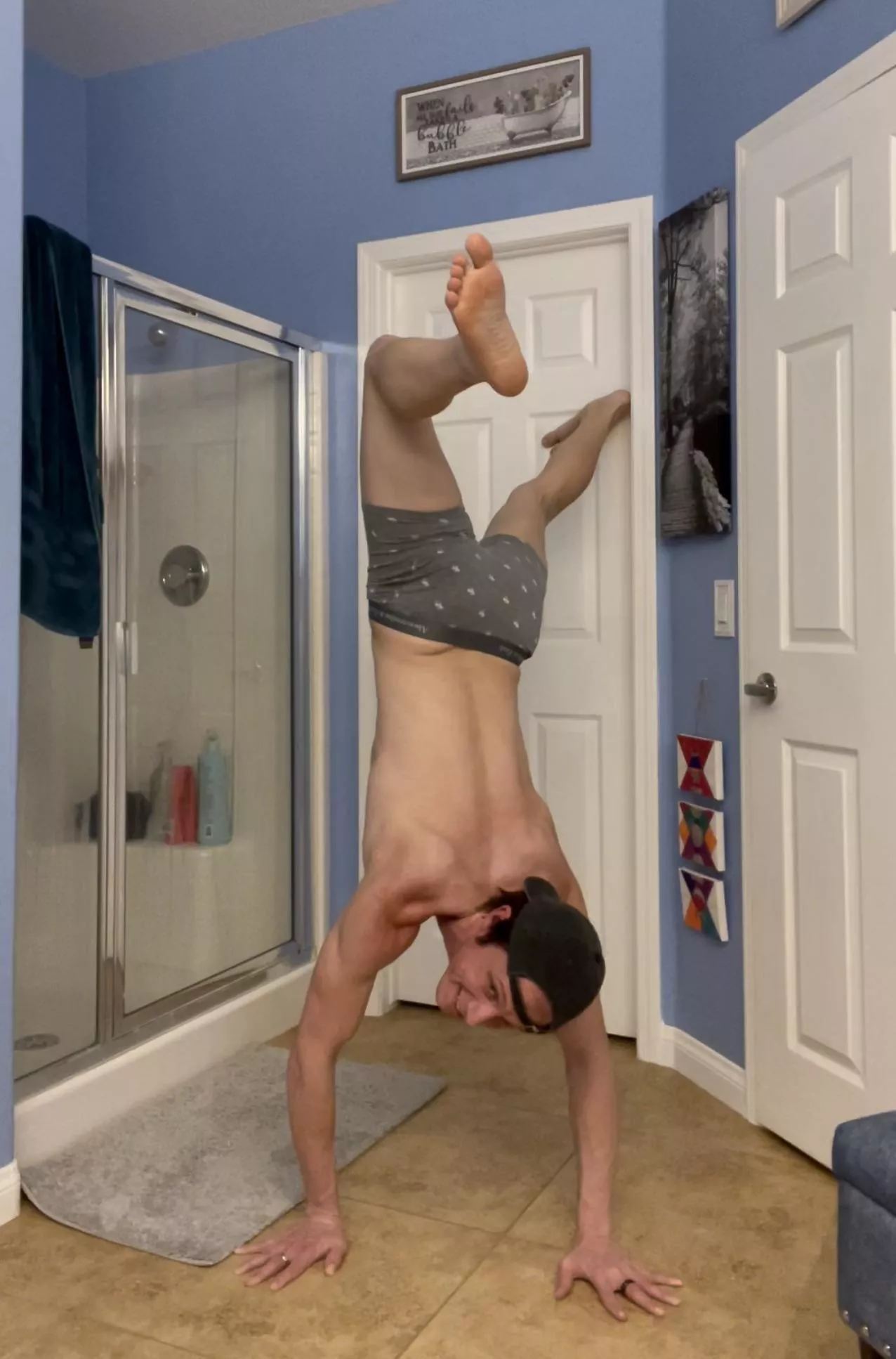 A fun underwear pic 🙈 posted by k1ngofkrazy