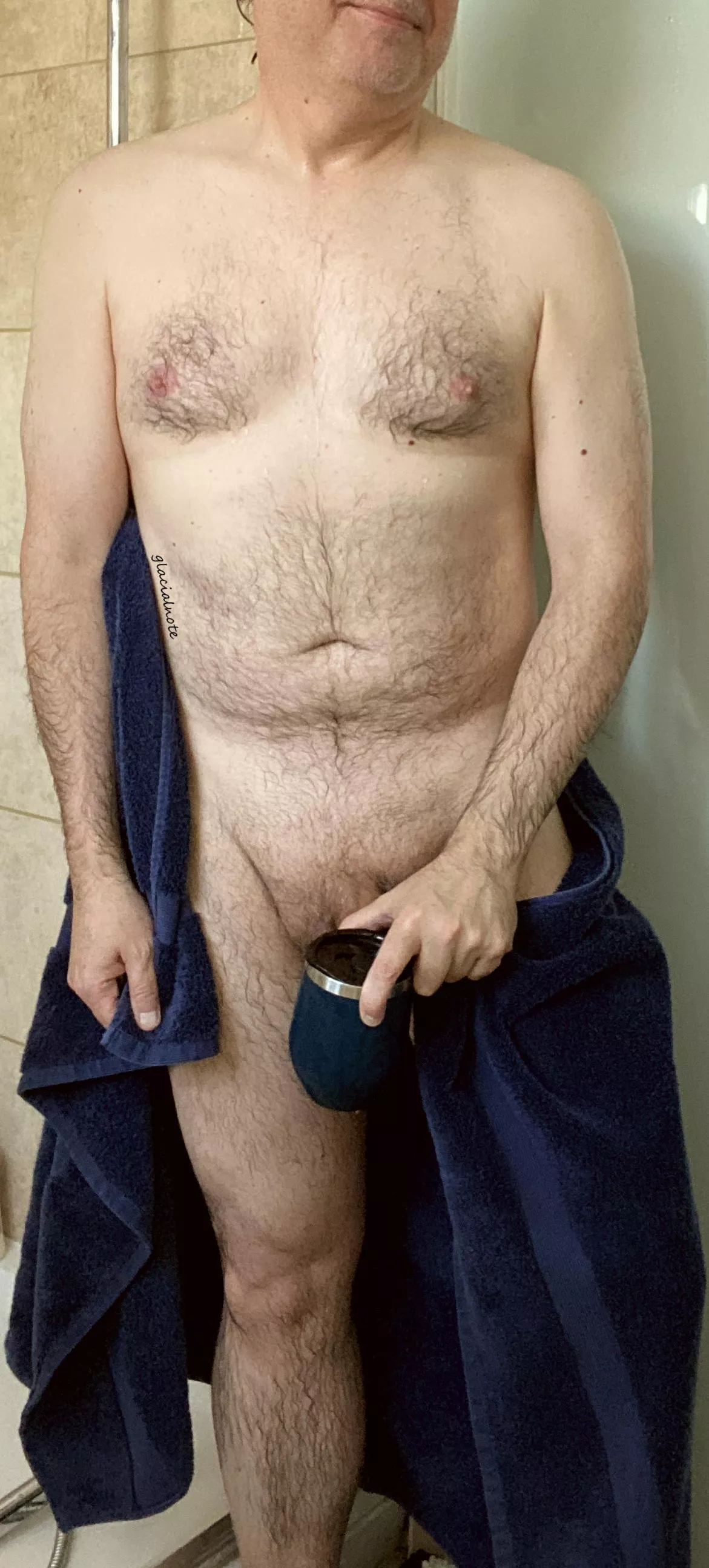 A happy Saturday to you! posted by glacialnote