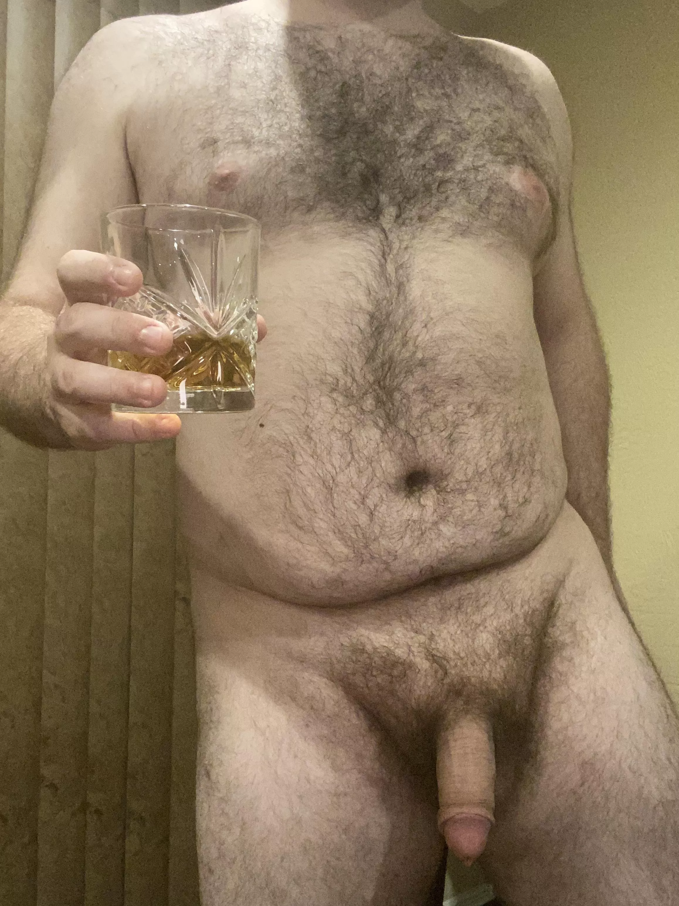 A holiday weekend means Sunday night drinks. Cheers everyone! posted by hollyveryjolly