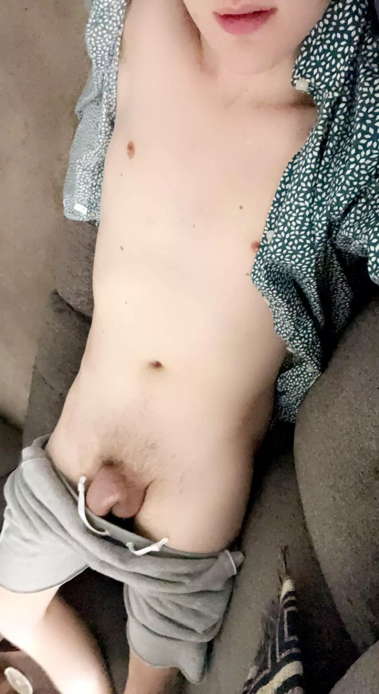 A lil cock tease for you 😏 posted by twinkapexgaymer