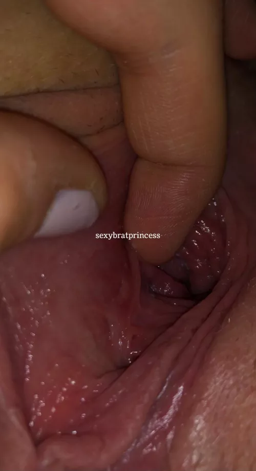 a lil cum helps😍 by sexybratprincess