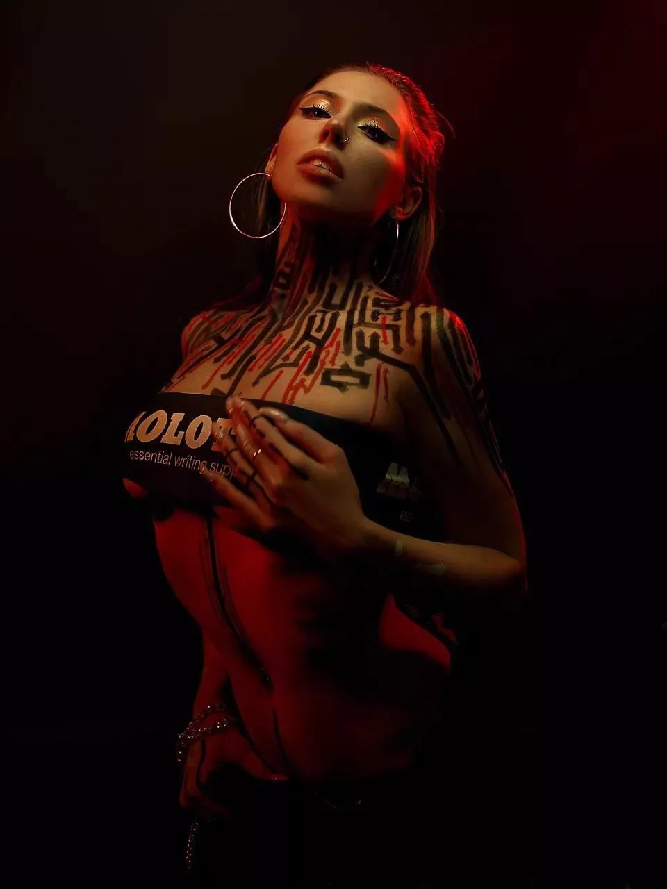 A little art in your feed with love❤️ posted by Onlyfansmodelka