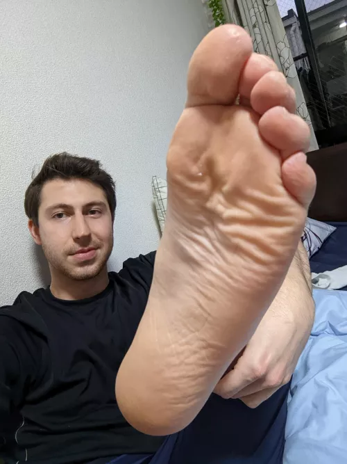 A little dirty, a little stinky, a lotta sole by sixfootsixluke