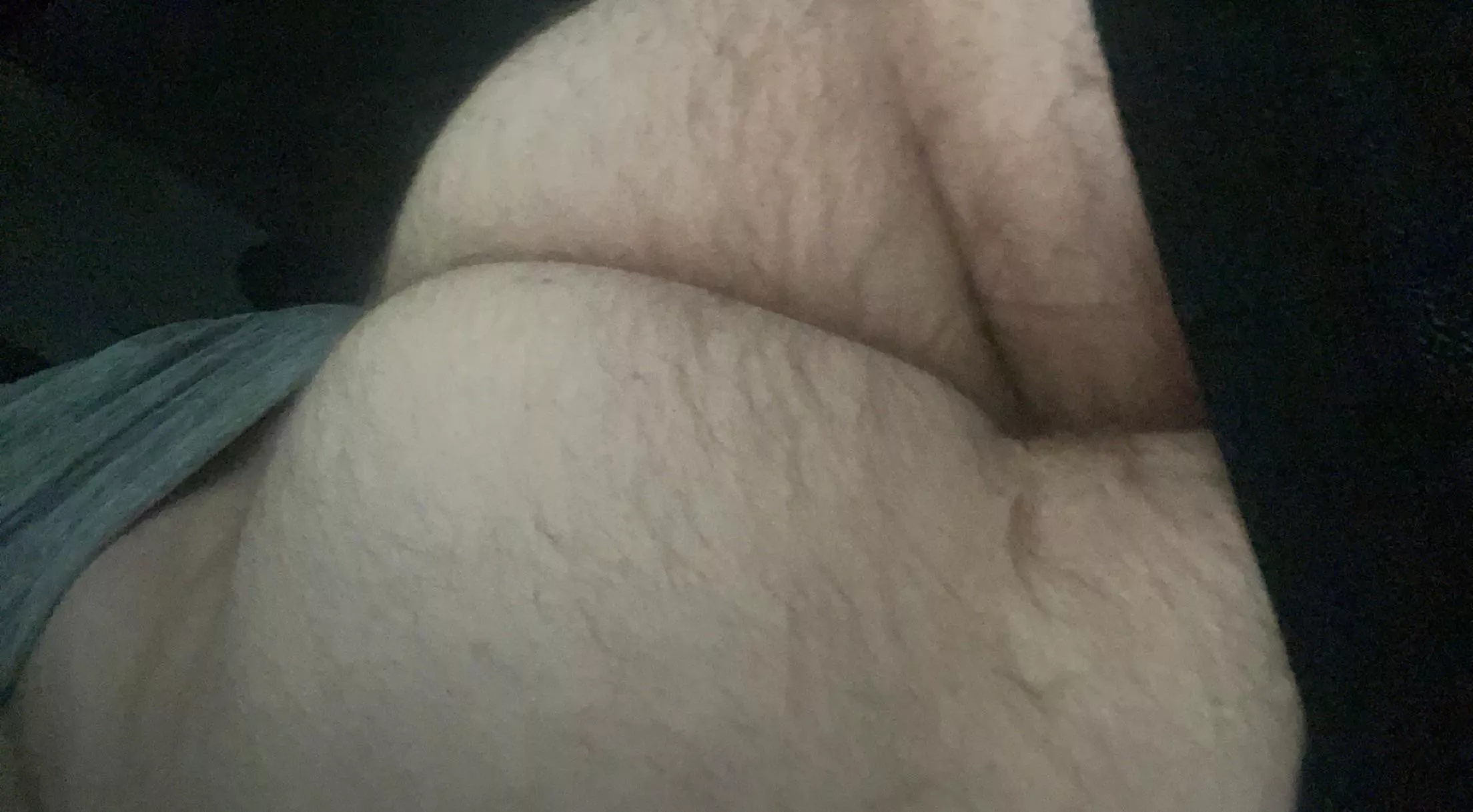 A little furry 🍑 posted by edible_comedian