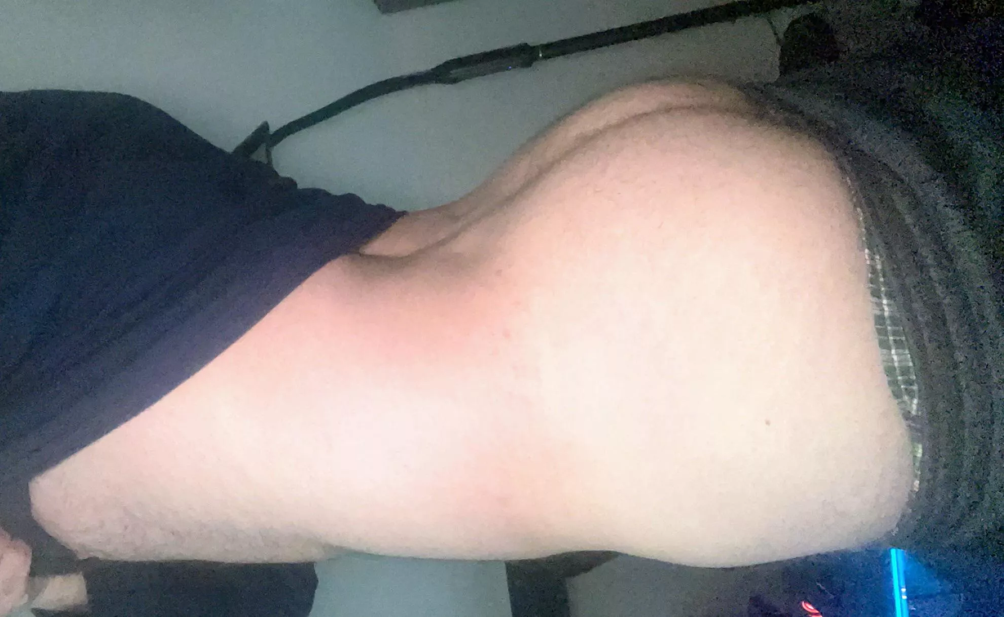 A little 🍑 fuzz posted by edible_comedian