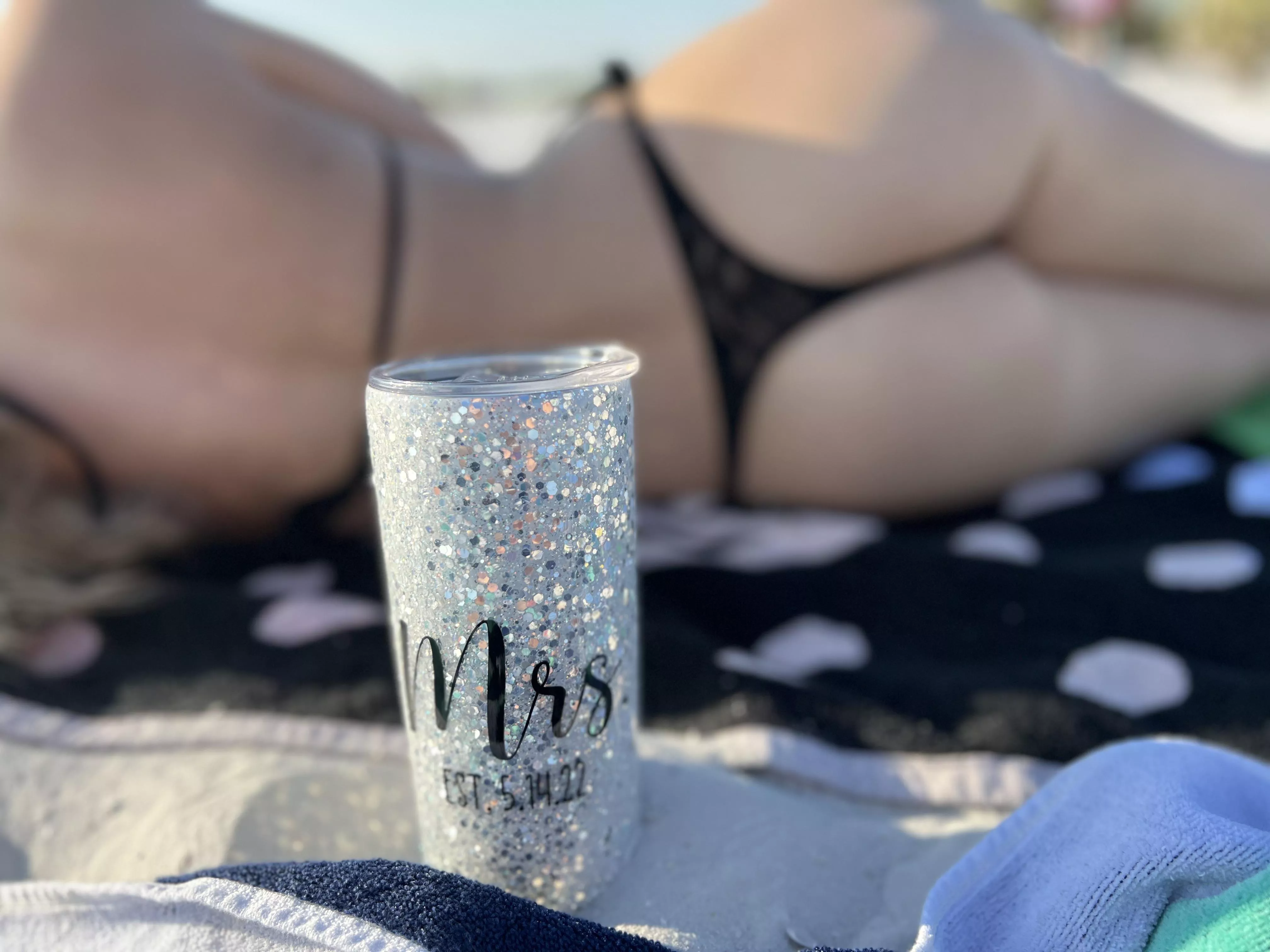 A little honeymoon action on the beach😘 [image] posted by shygirlnxtdoor_