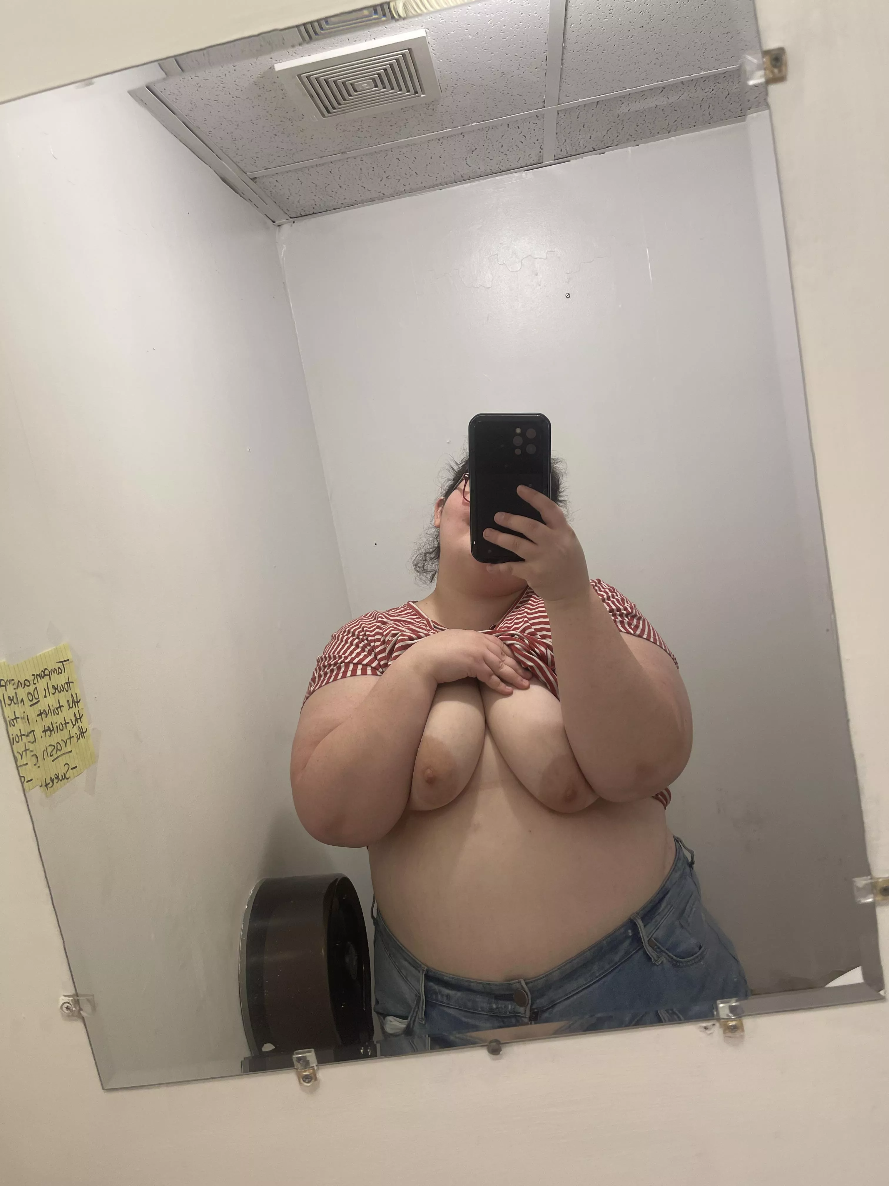 A little naughtiness at work for your Thursday morning 😘 posted by MotionlessEmily