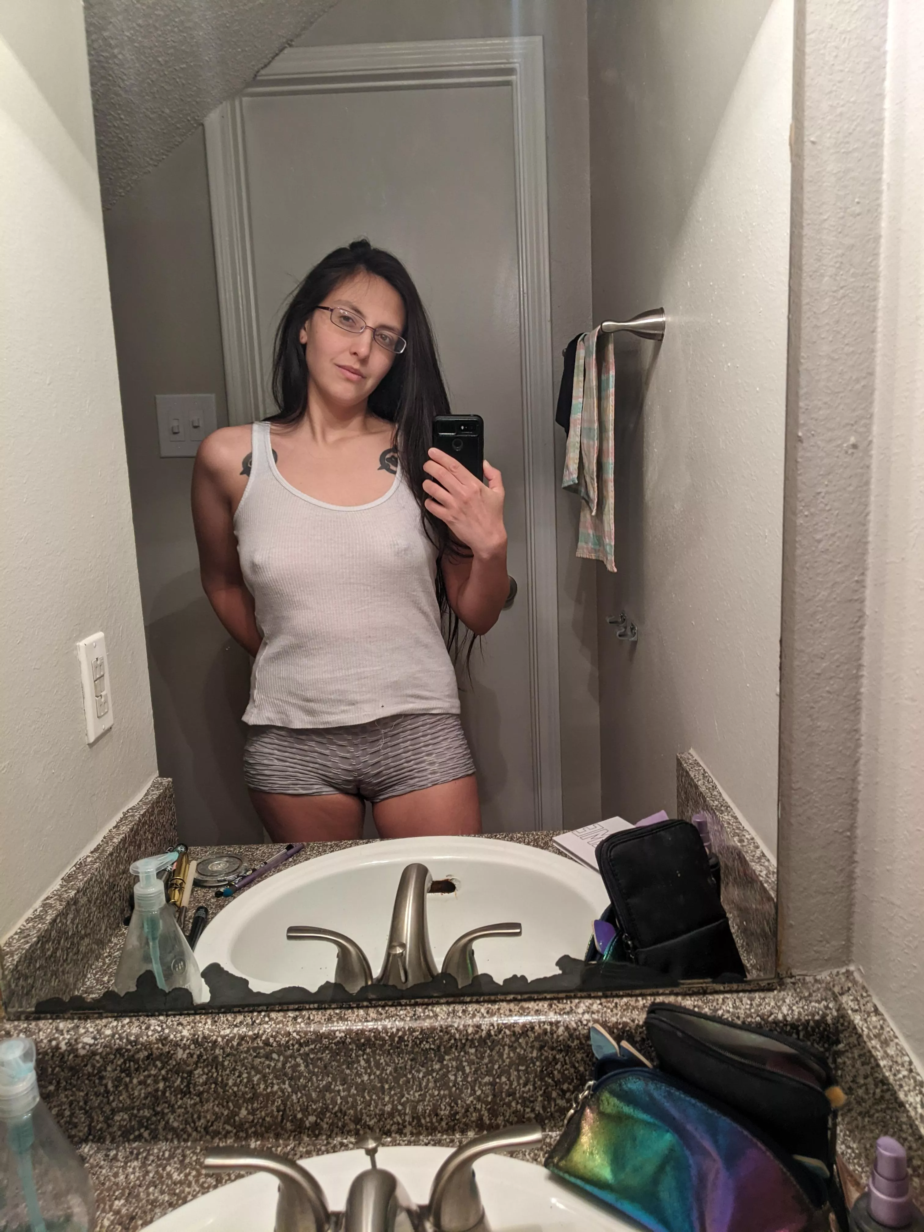 a little smile to brighten your day posted by xBlackRosex-