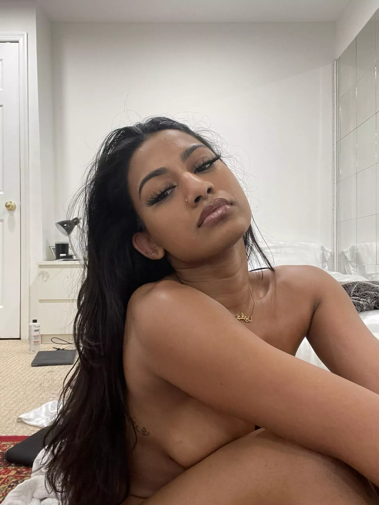 A little tease posted by natmerdomlie