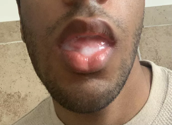 A little treat by incompletemoonlight