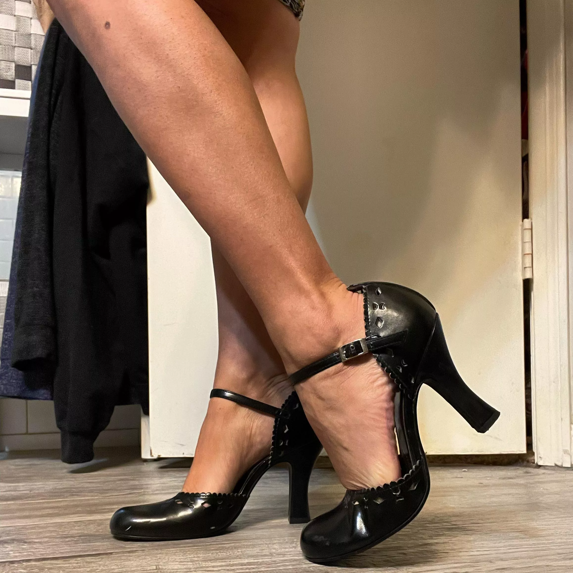 A little vintage flair. posted by Evisfeet