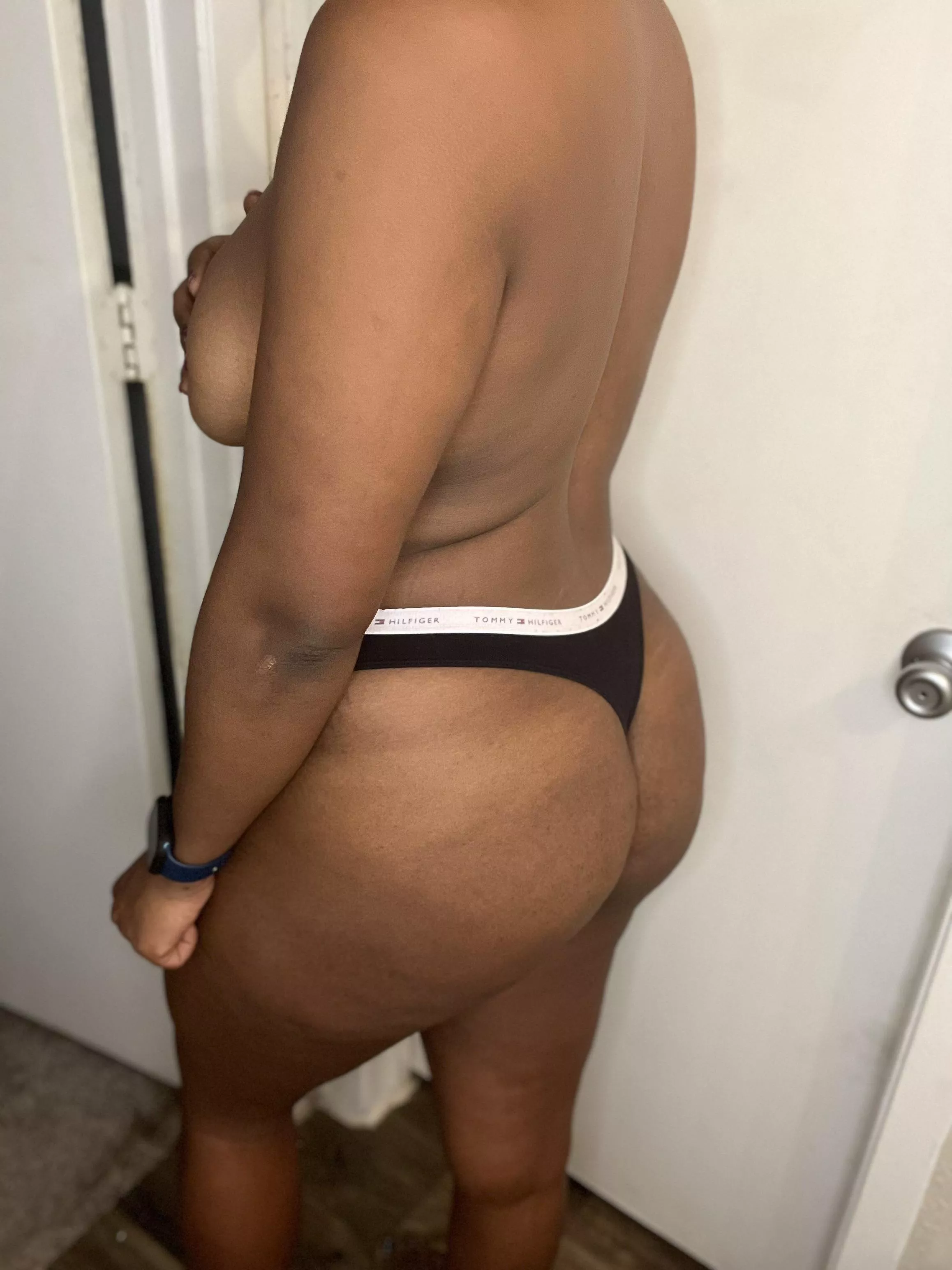 a matching set in the front and back… posted by noturavghatte