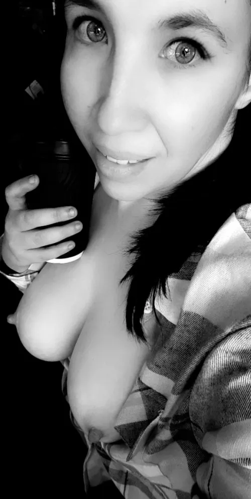 A naughty Friday is my favourite kind of Friday. What do you say, wanna be naughty with me? by Aussiemilf2046