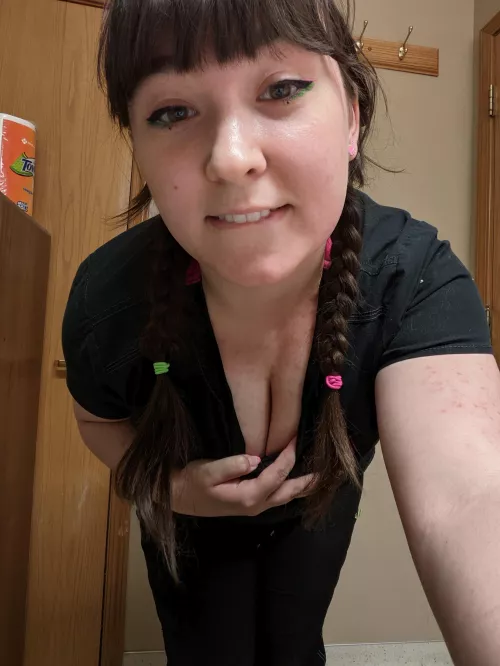 A peak down my black scrubs 😘 by DelilahTheBaker