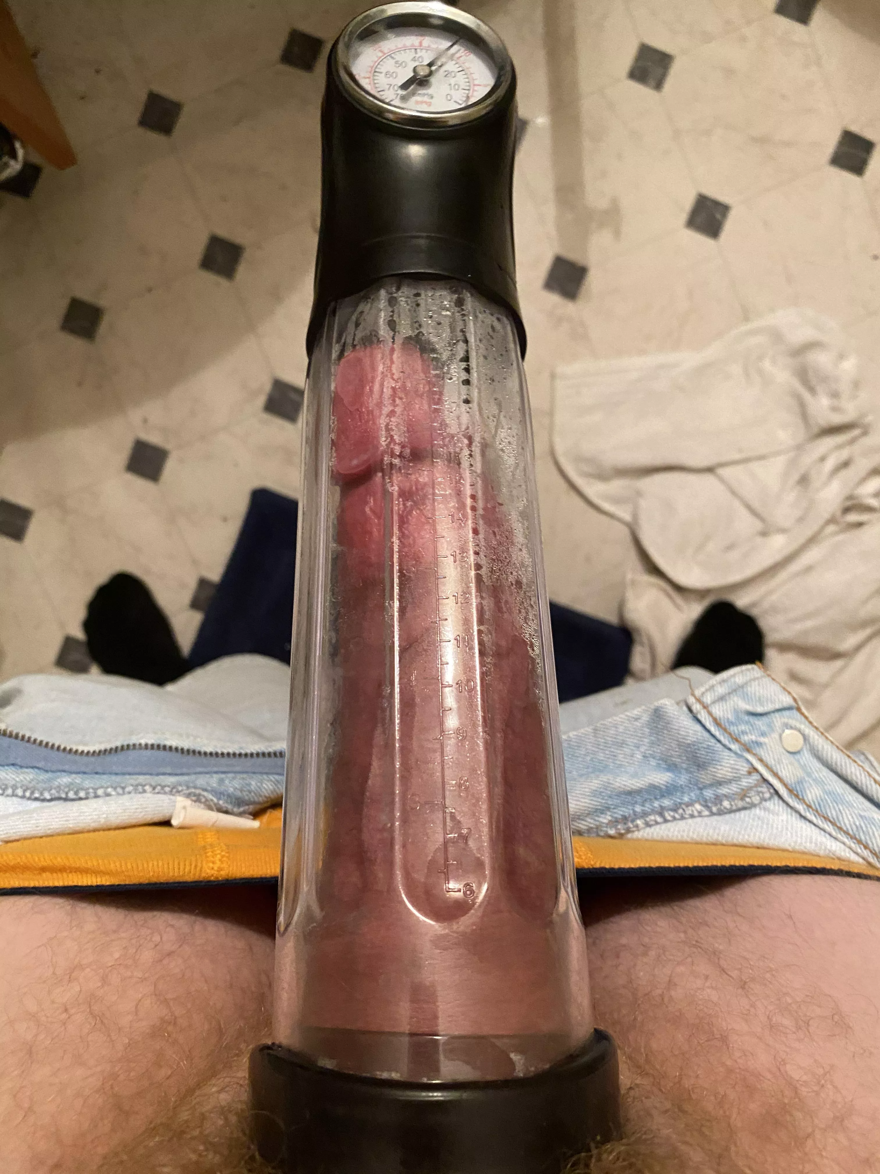 A pic from a while ago, miss pumping😕 posted by YoungBI_dad