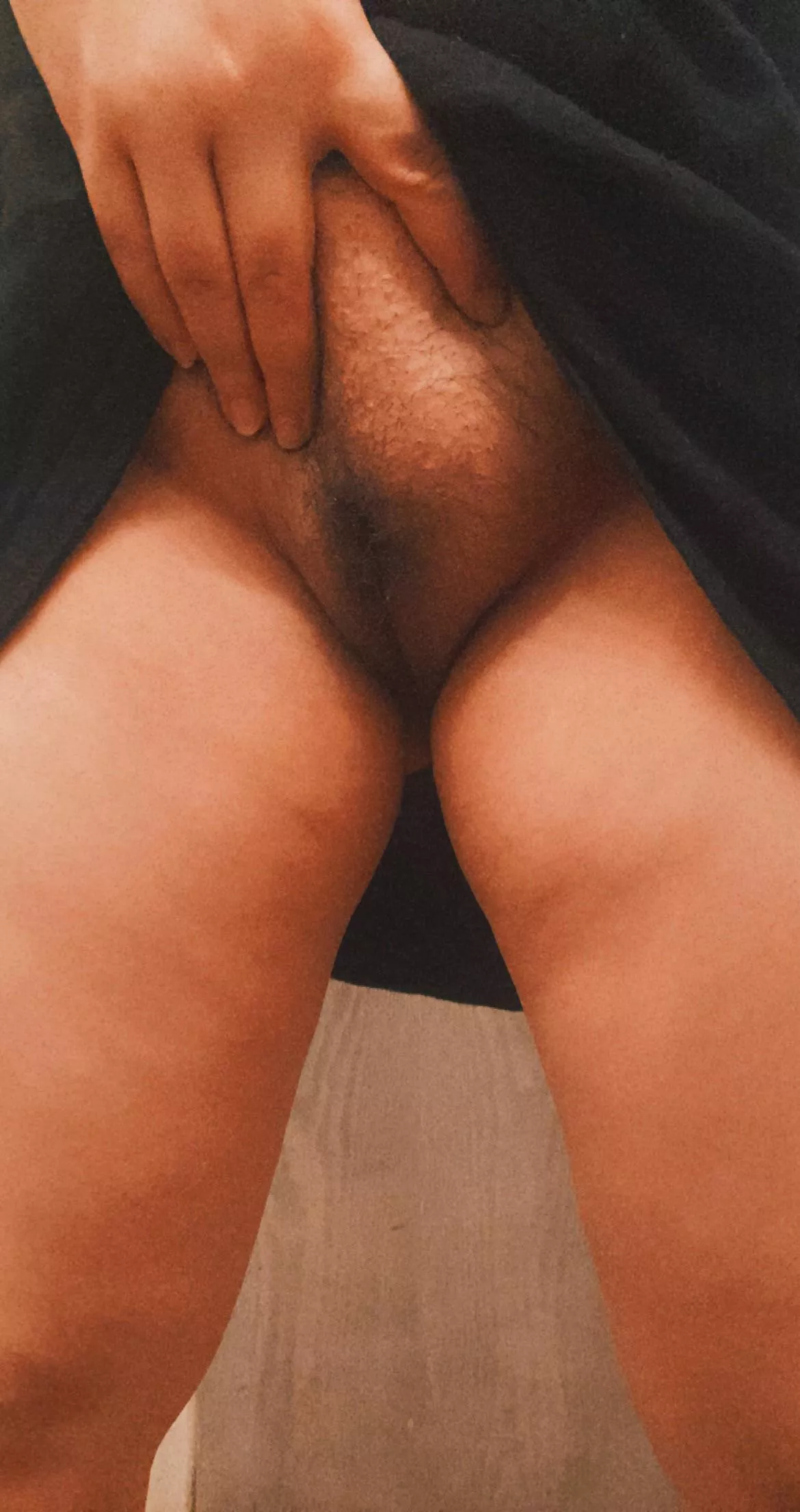 a place for you to warm your ears posted by lomadiluc99