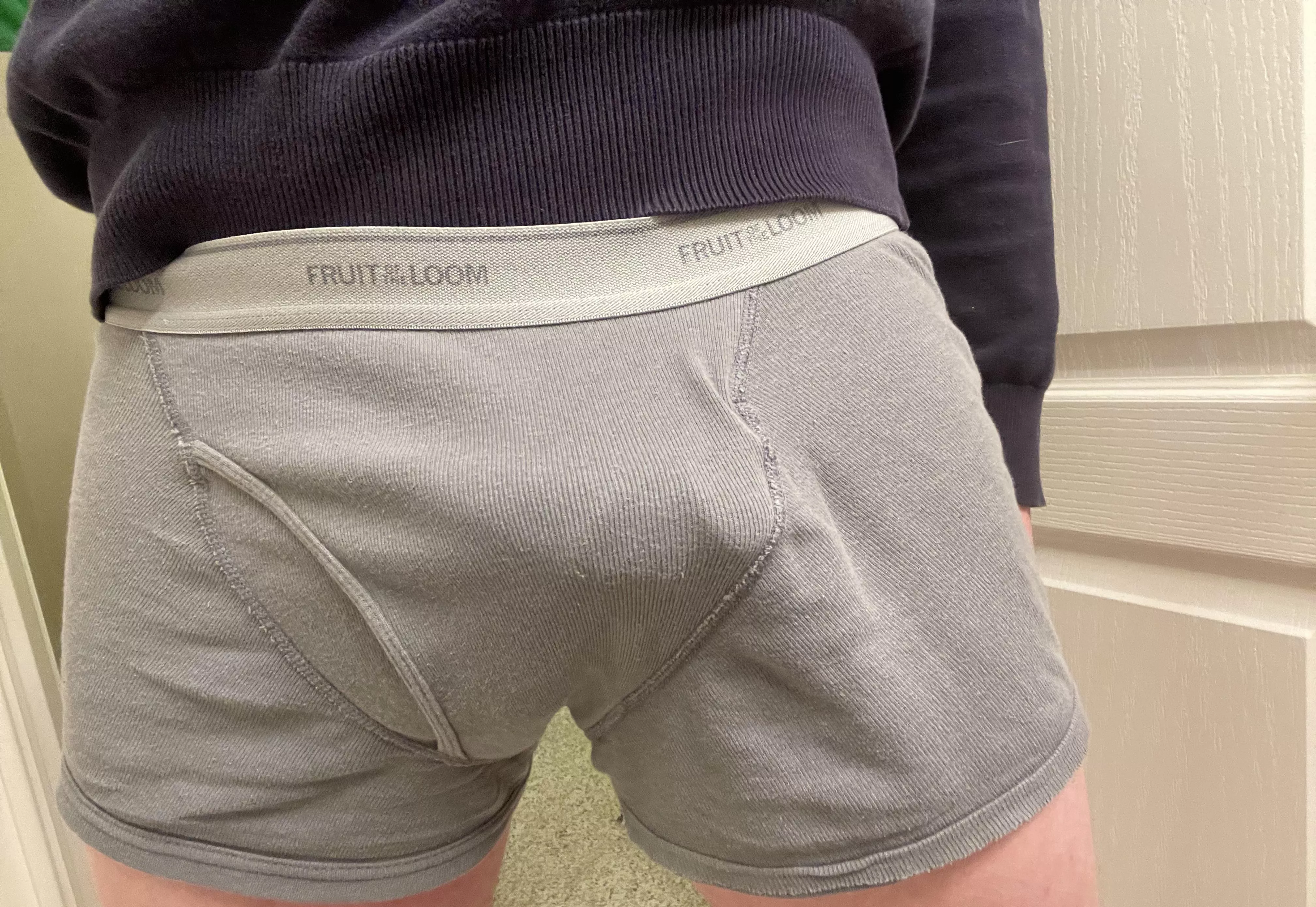 A present underneath 😉 posted by Thatniceshlong