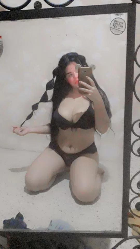 A pretty princess , Sexy and daring Sc ambersexp SEXYYYYY !!! posted by AmberpSexy