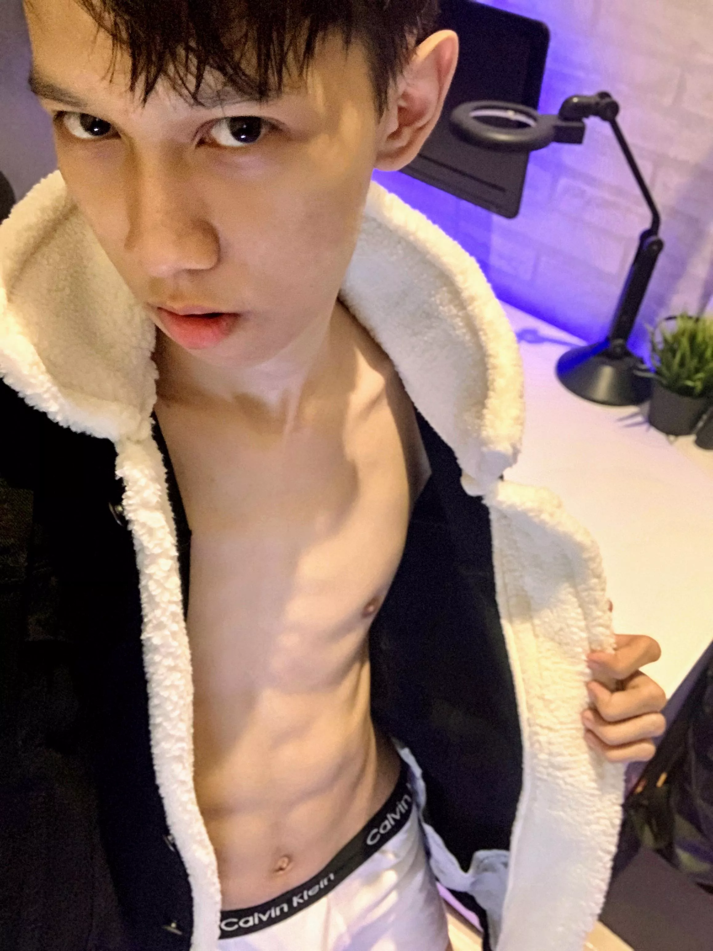 A selfie from the last fall season 🍂 posted by LittleFox7121