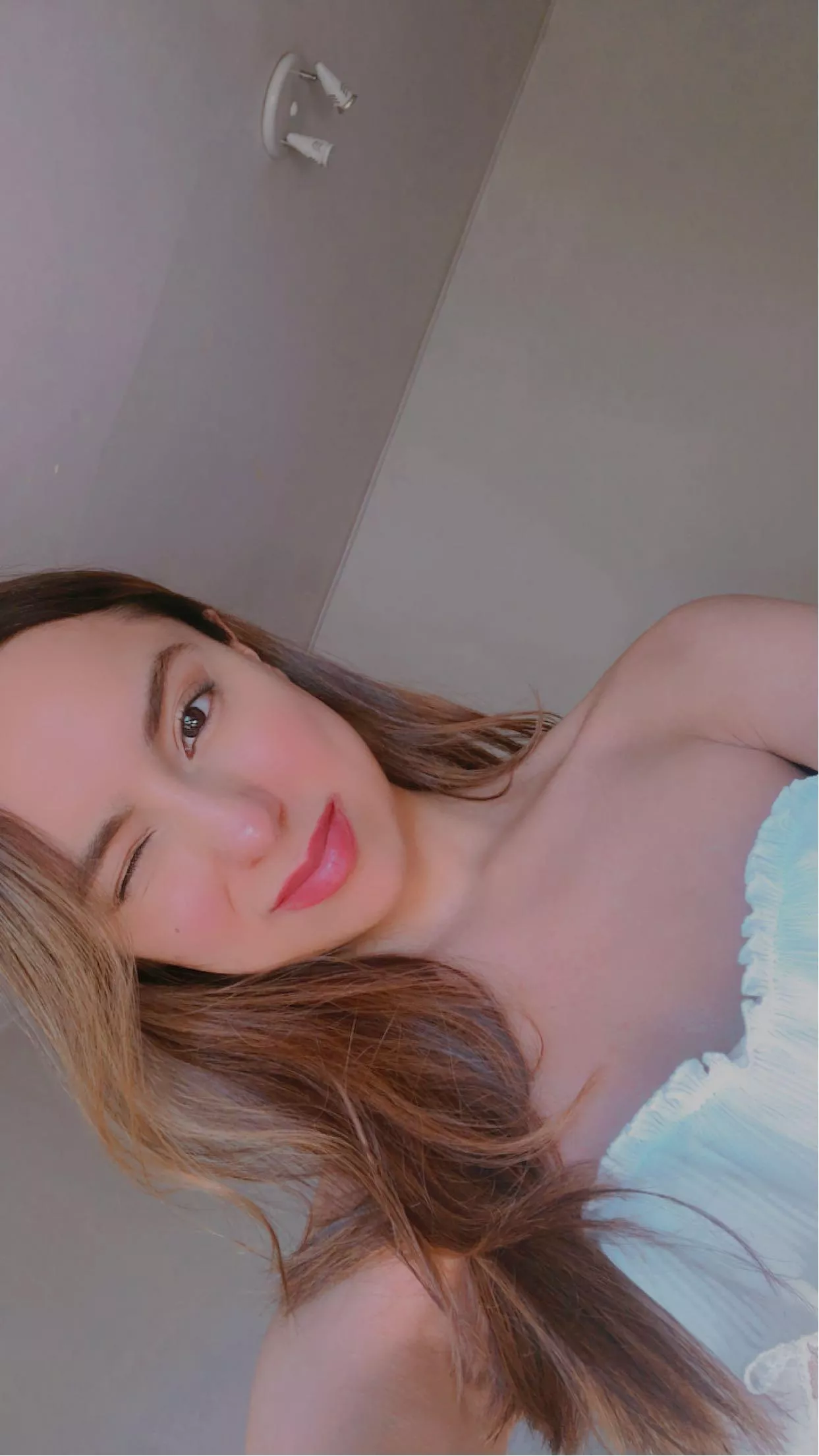 A wink 😉! ❤️ (f20) posted by consart